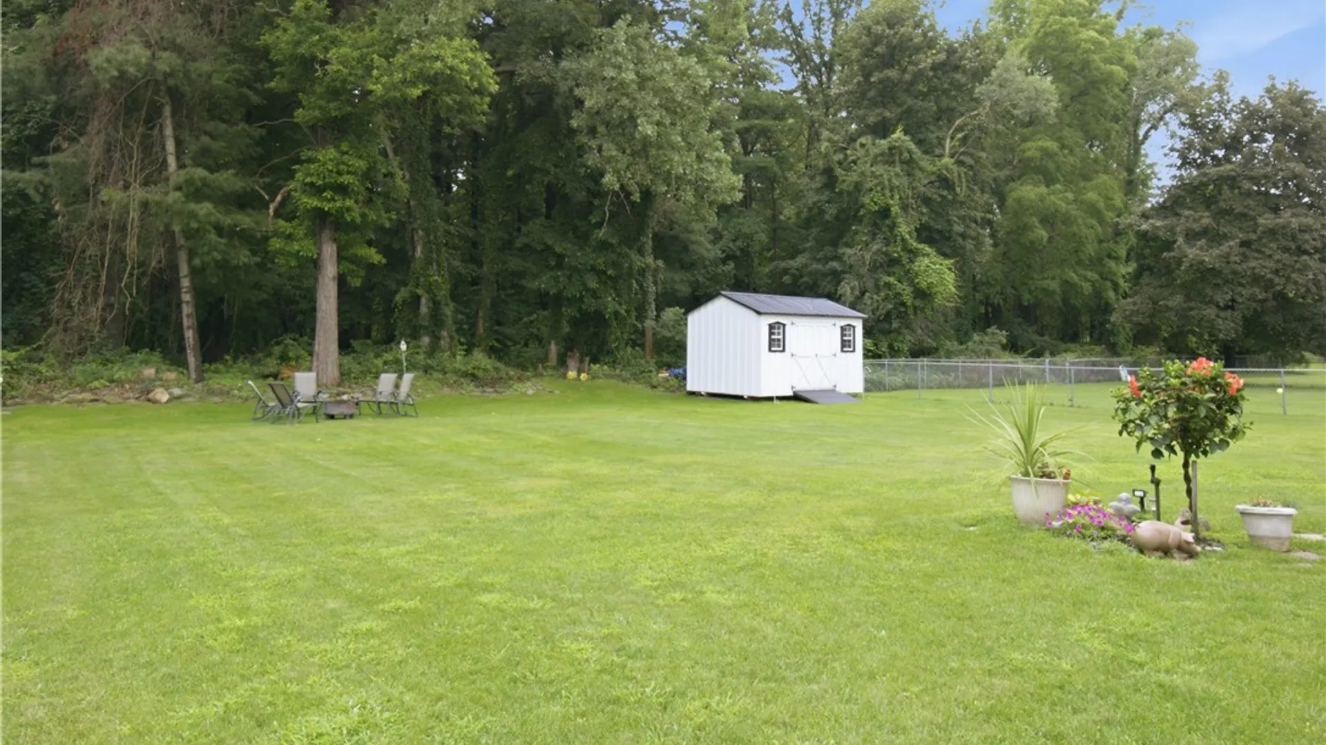 Property at 233 Round Pond Lane, Greece, NY 14626 34