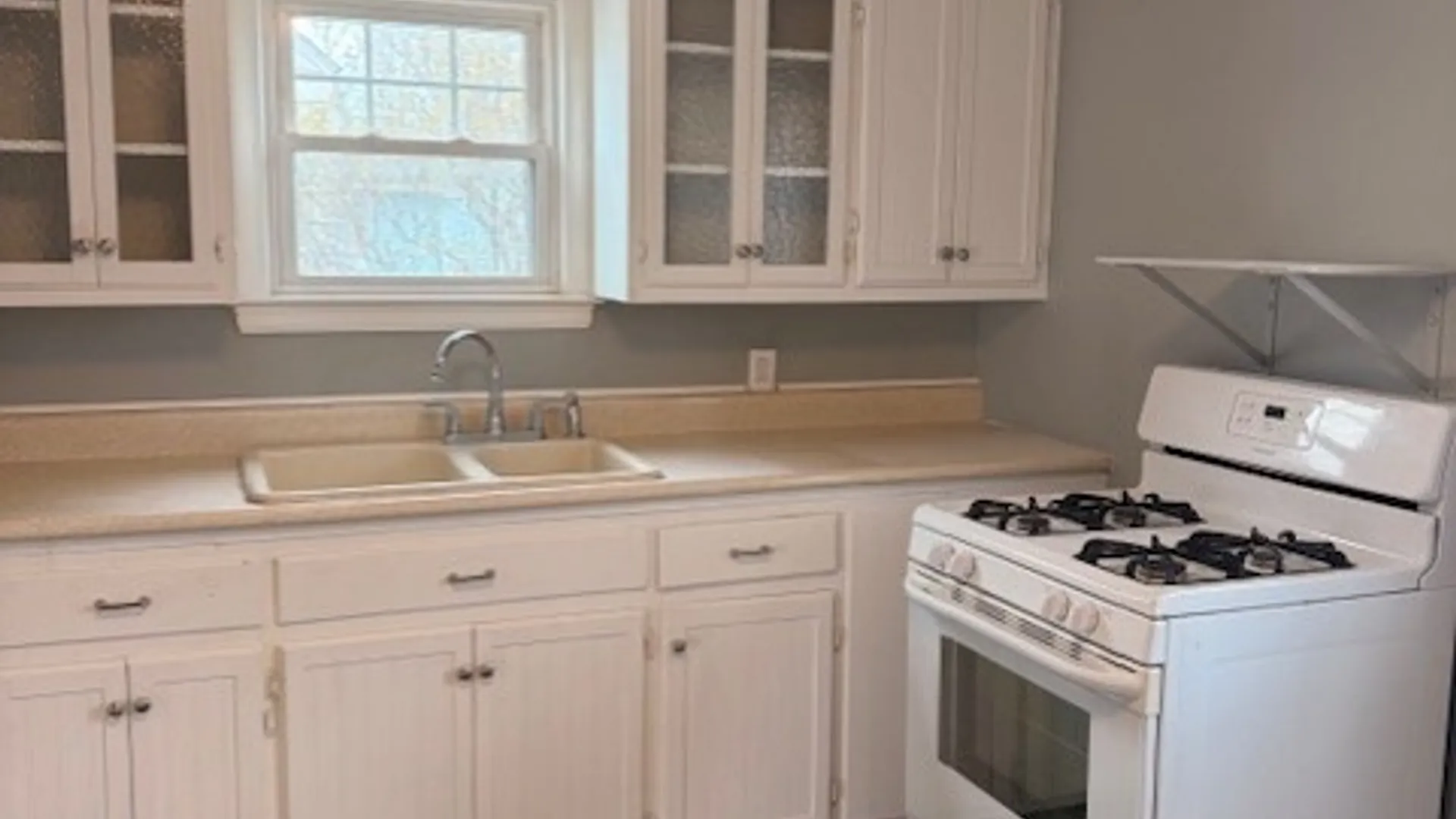 Property at 1328 Cleveland Drive, Cheektowaga, NY 14225 12