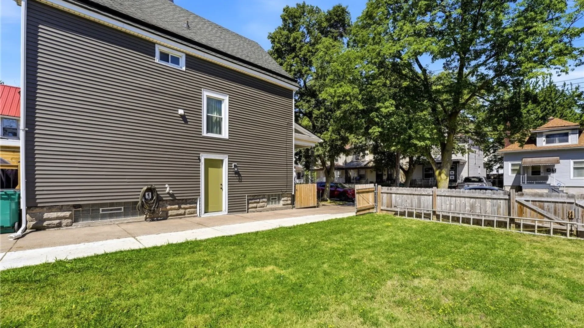 Property at 39 Heward Avenue, Buffalo, NY 14207 5