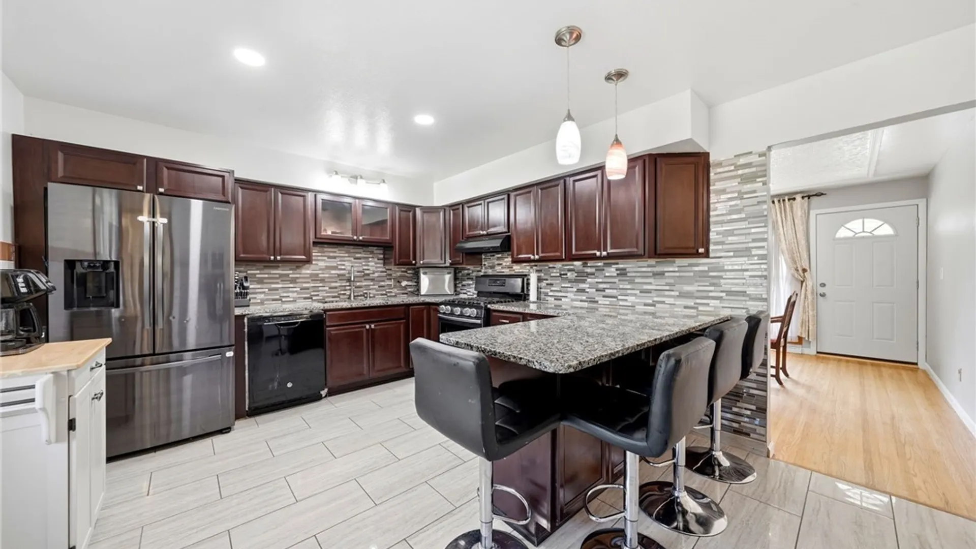 Property at 301 Homecrest Drive, Amherst, NY 14226 24