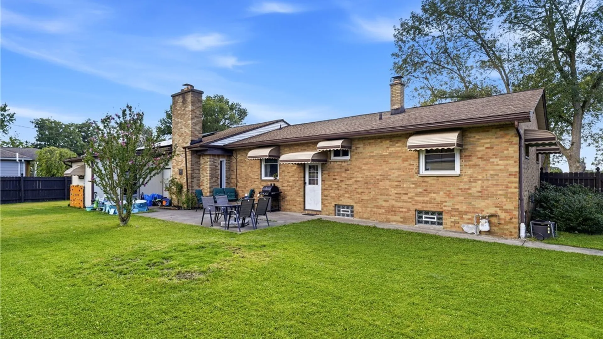 Property at 301 Homecrest Drive, Amherst, NY 14226 36