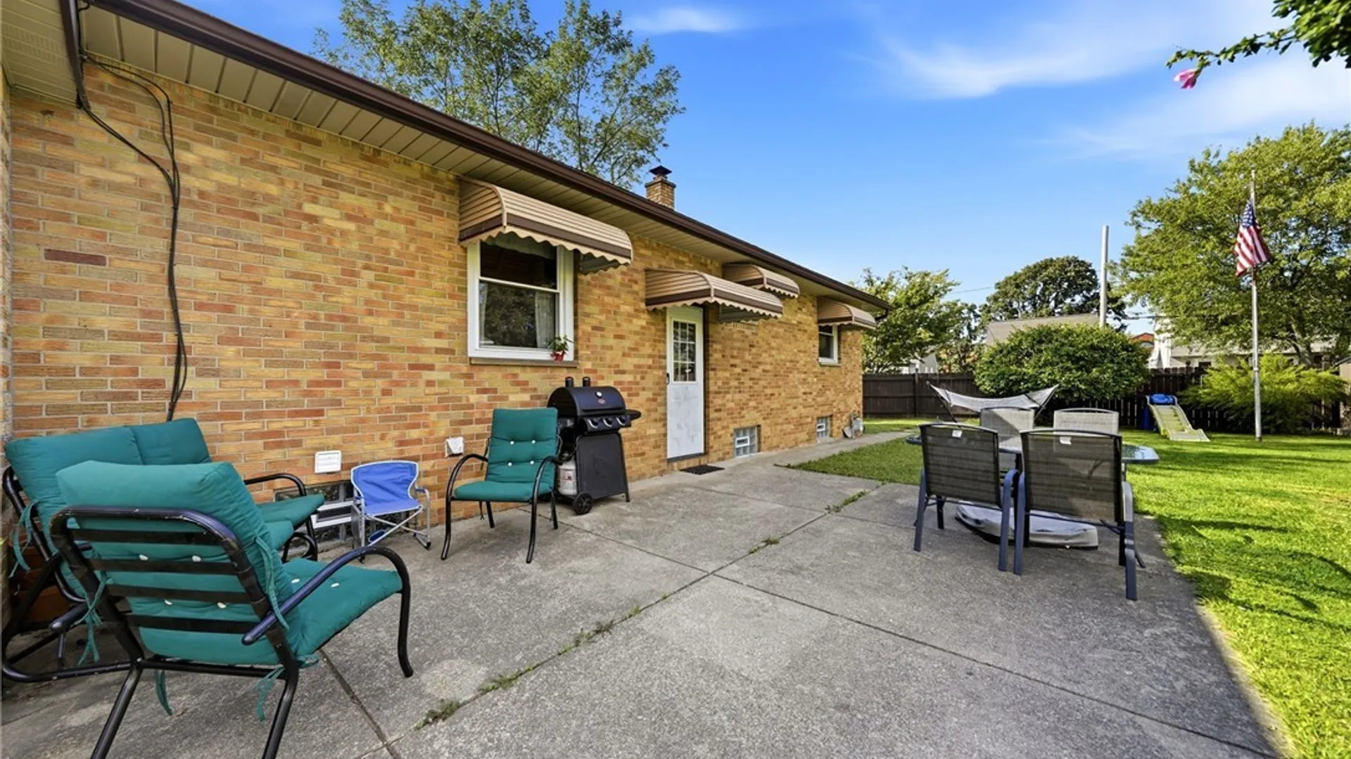 Property at 301 Homecrest Drive, Amherst, NY 14226 42