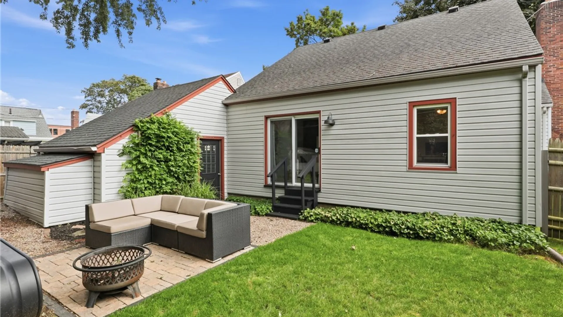 Property at 252 Thorncliffe Drive, Irondequoit, NY 14617 34