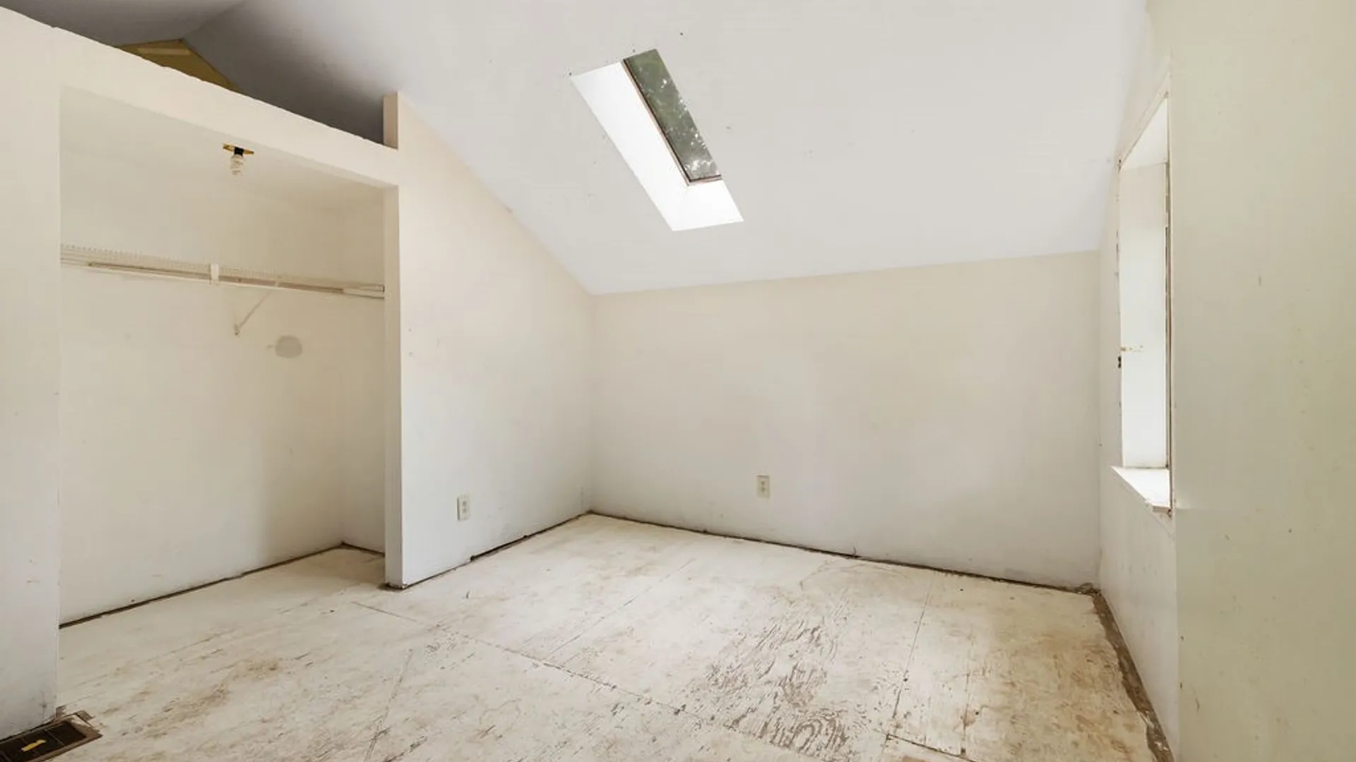 Property at 72 Farnham Street, Cazenovia, NY 13035 14
