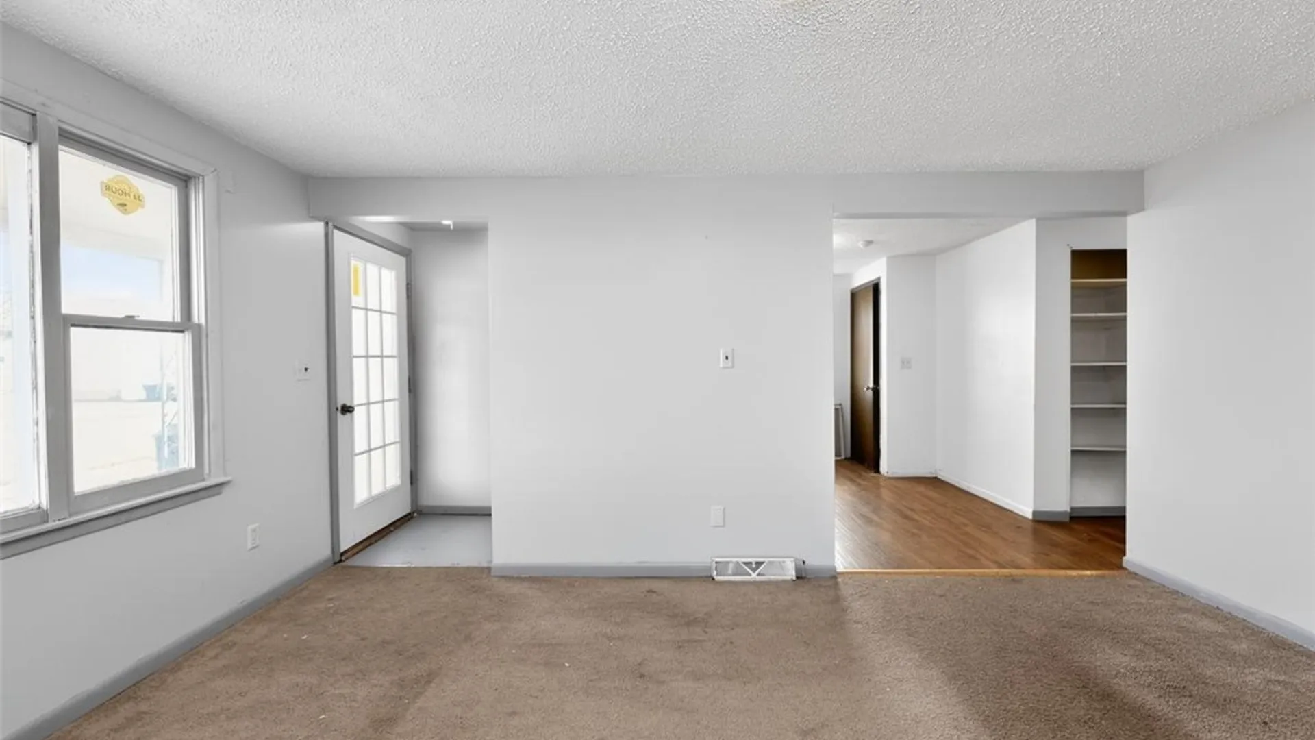 Property at 5629 Girard Avenue, Niagara Falls, NY 14304 4