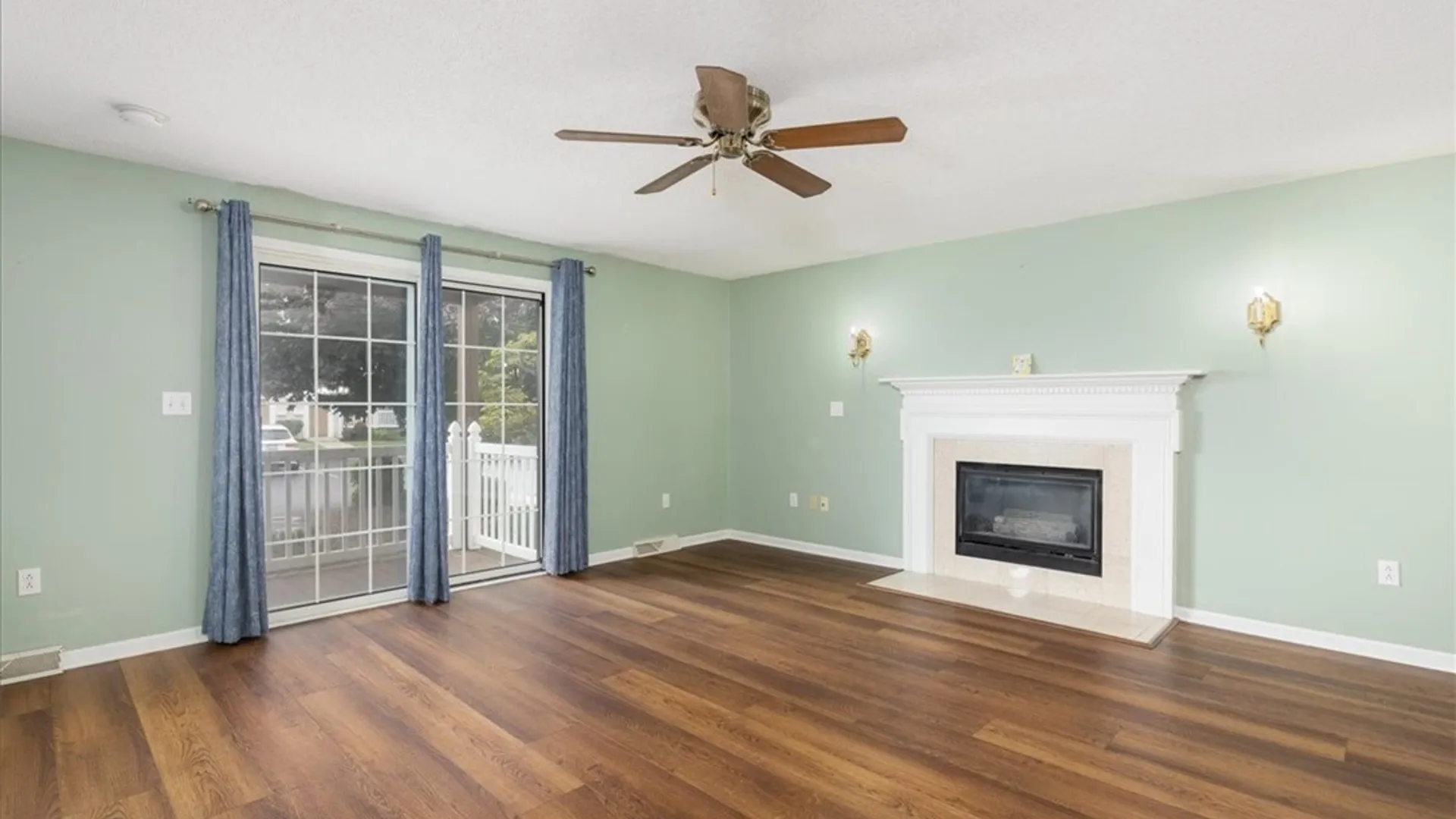 Property at 400 West Avenue, West Seneca, NY 14224 3