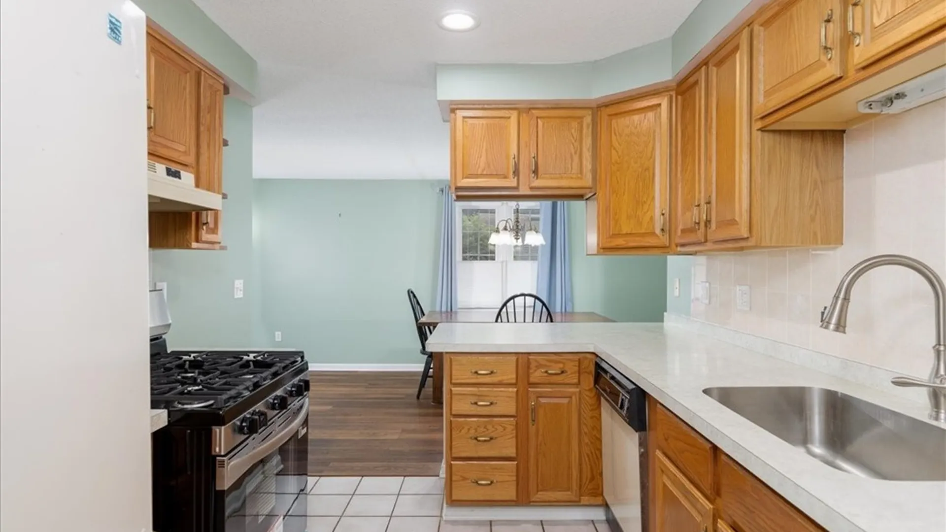 Property at 400 West Avenue, West Seneca, NY 14224 9