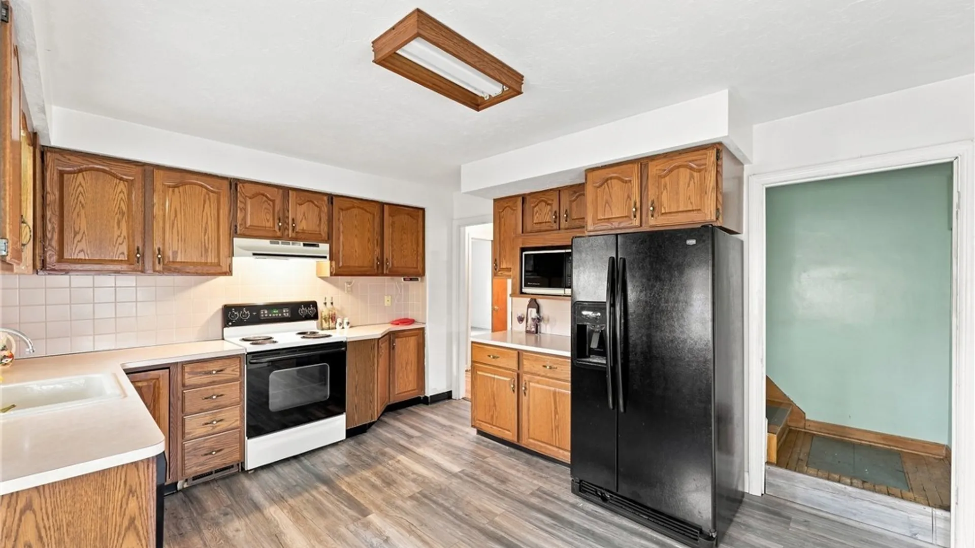 Property at 1915 Hyde Park Boulevard, Niagara Falls, NY 14305 8