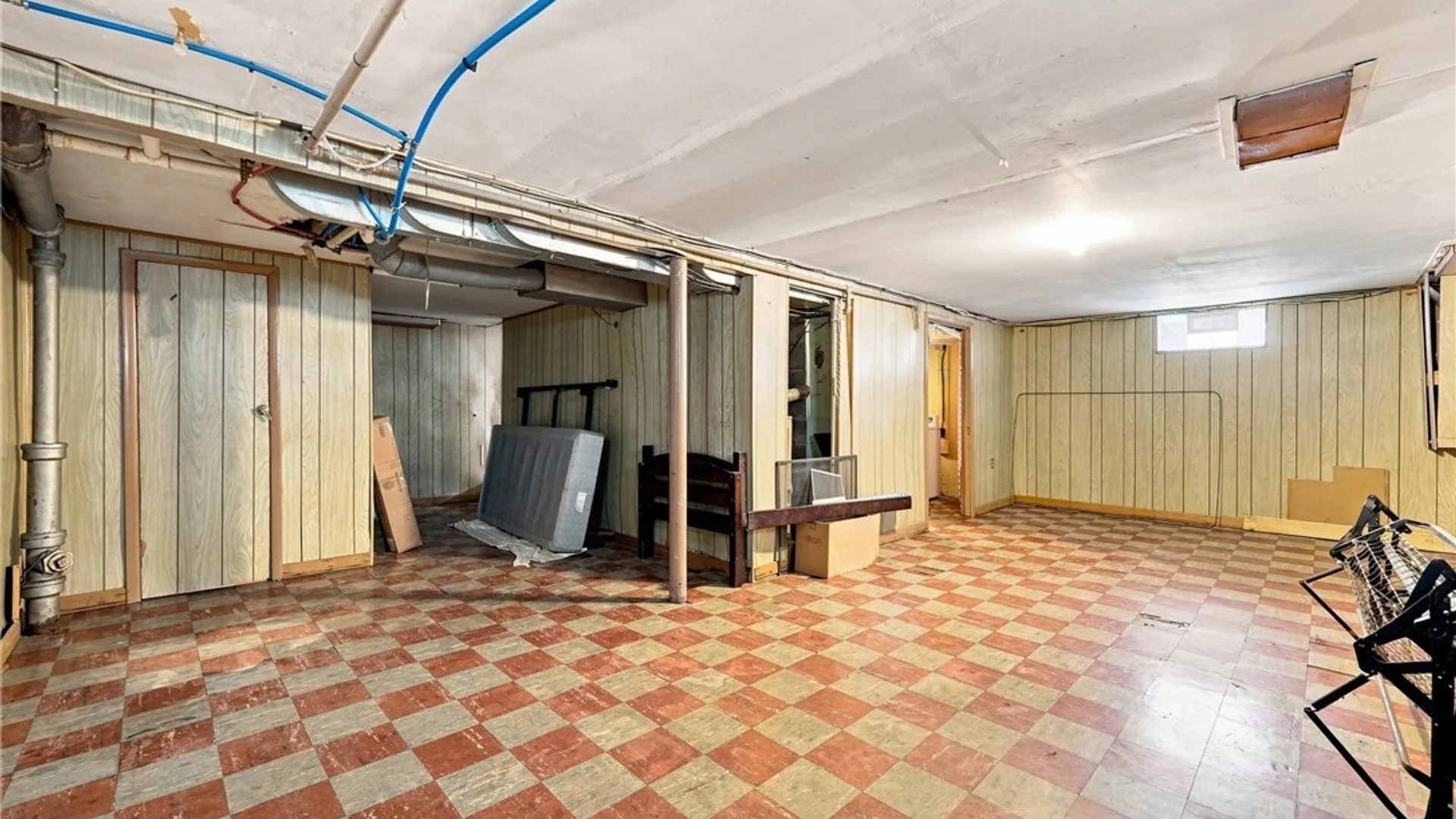 Property at 1915 Hyde Park Boulevard, Niagara Falls, NY 14305 23