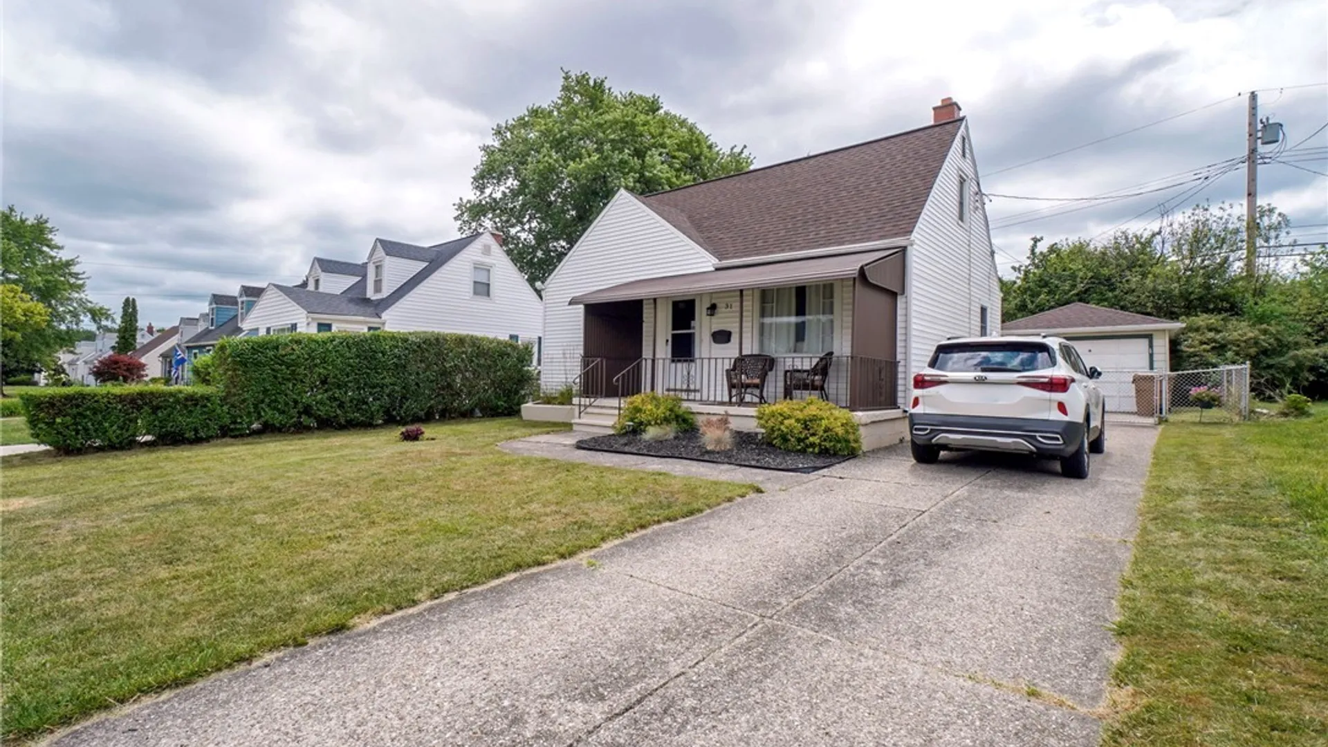 Property at 31 Freda Avenue, Cheektowaga, NY 14225 4