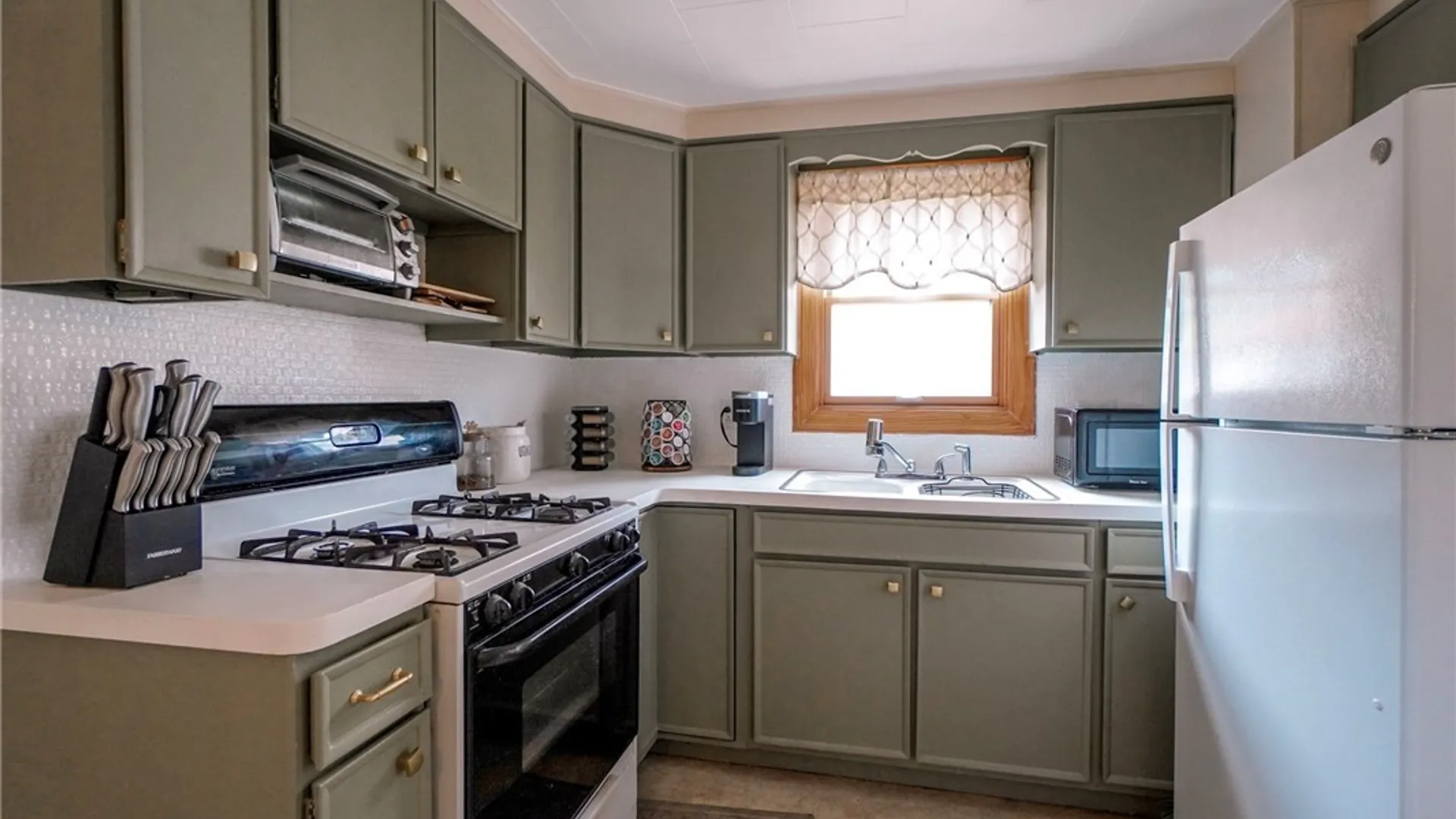 Property at 31 Freda Avenue, Cheektowaga, NY 14225 20