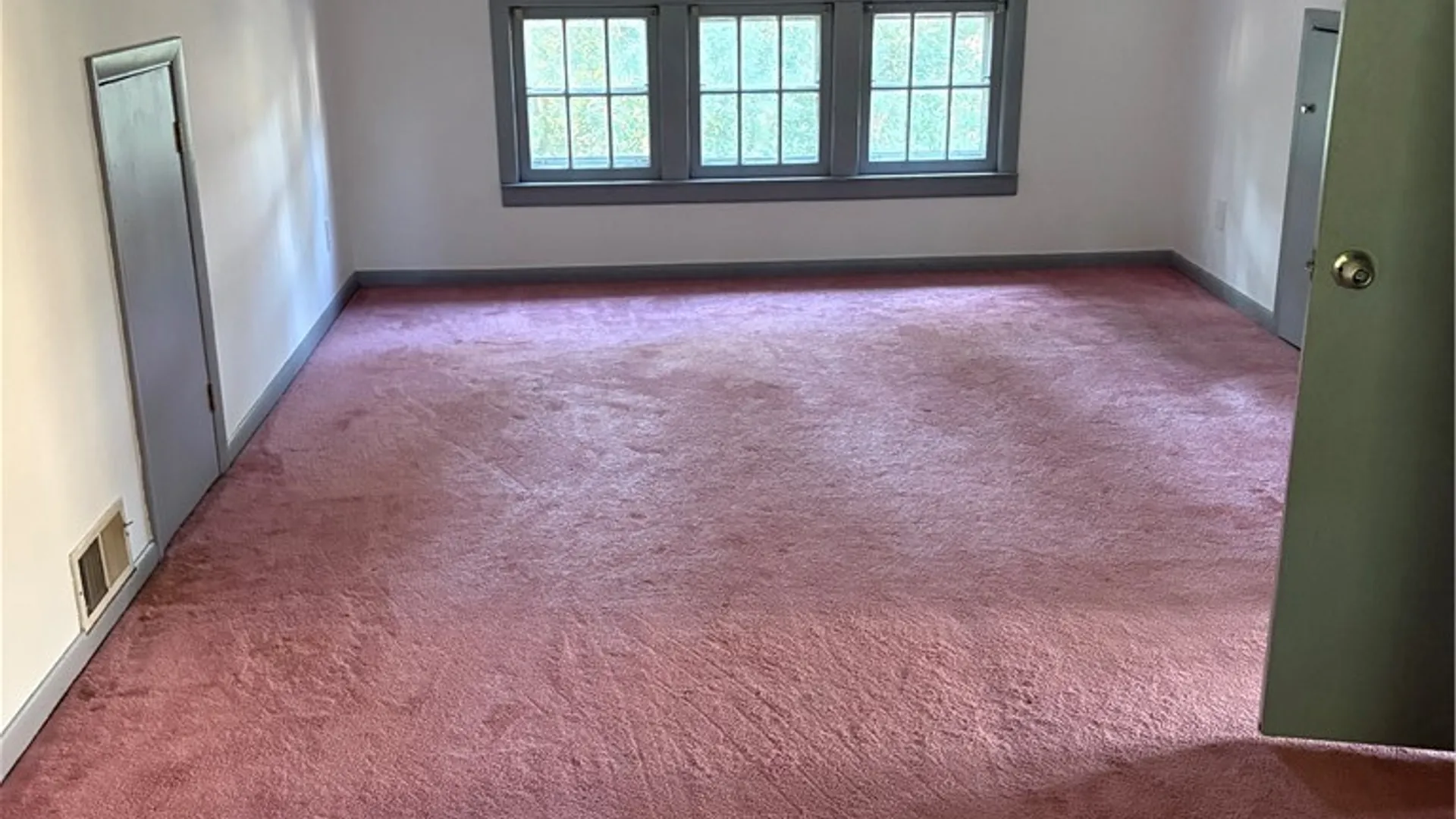 Property at 144 Wyndham Road, Rochester, NY 14612 12