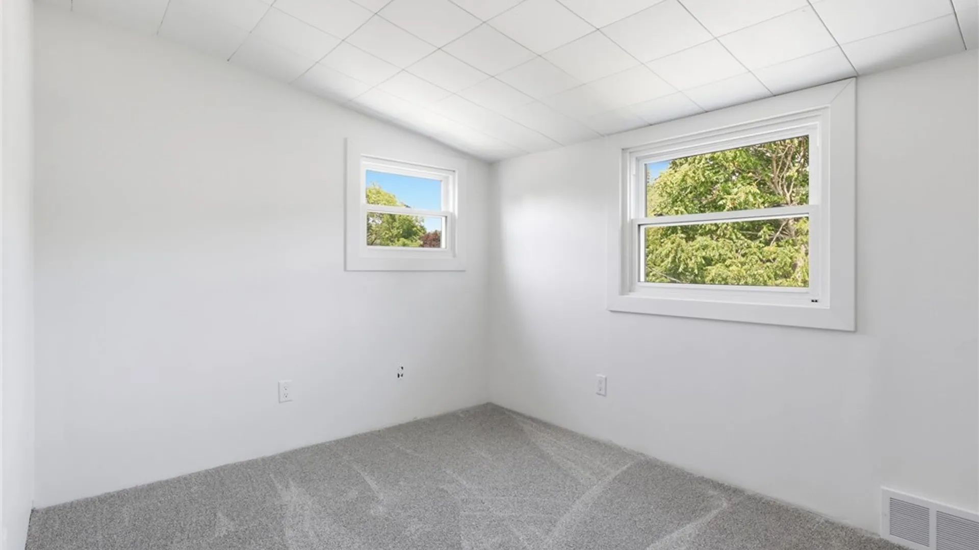 Property at 218 Willowbrook Road, Greece, NY 14616 23