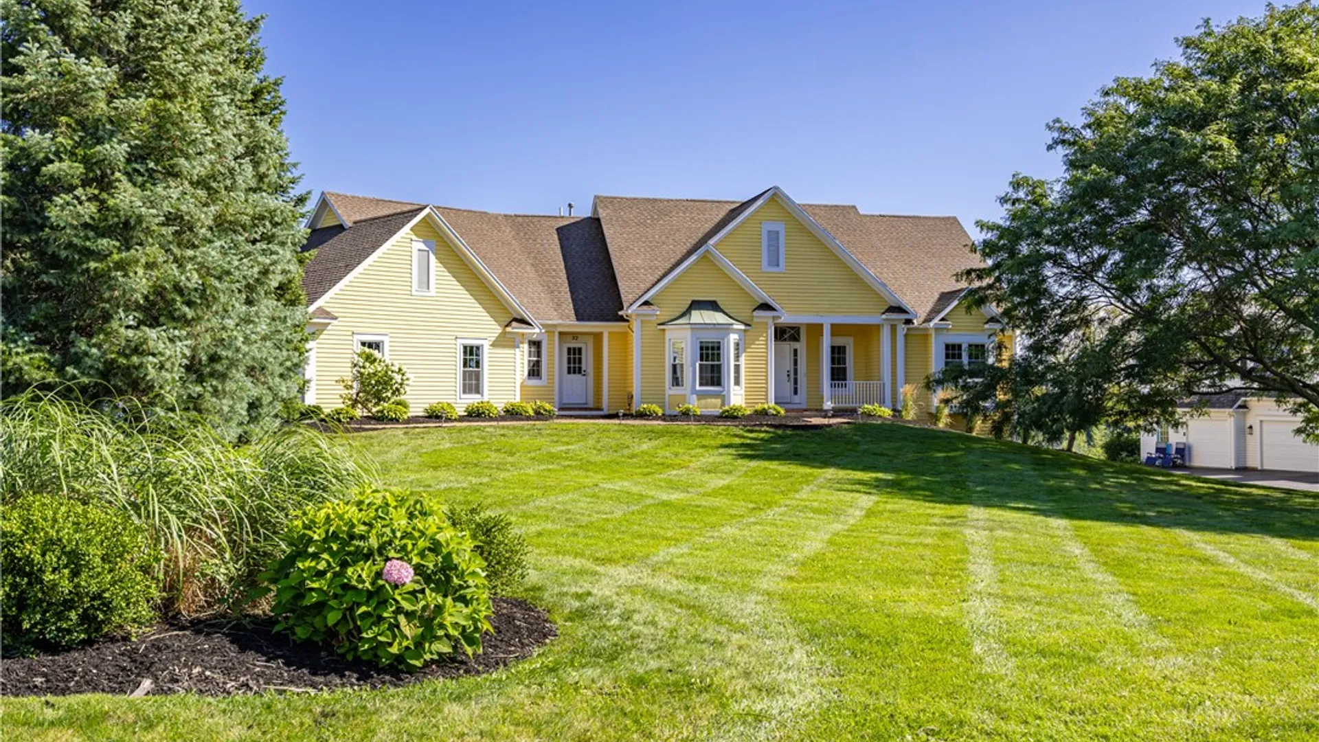 Property at 22 Cobblecreek Road, Victor, NY 14564 43