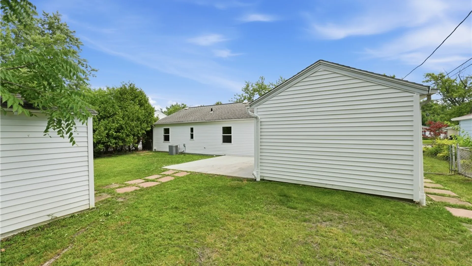 Property at 454 Campus Drive, Amherst, NY 14226 25