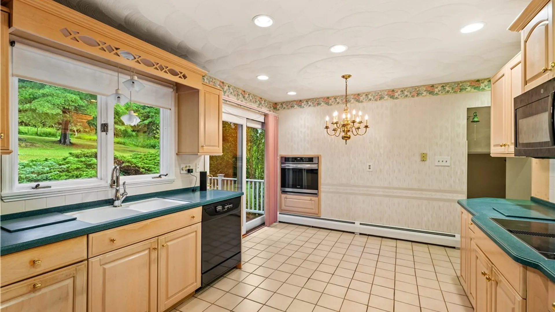 Property at 78 Taber Road, New Hartford, NY 13413 19