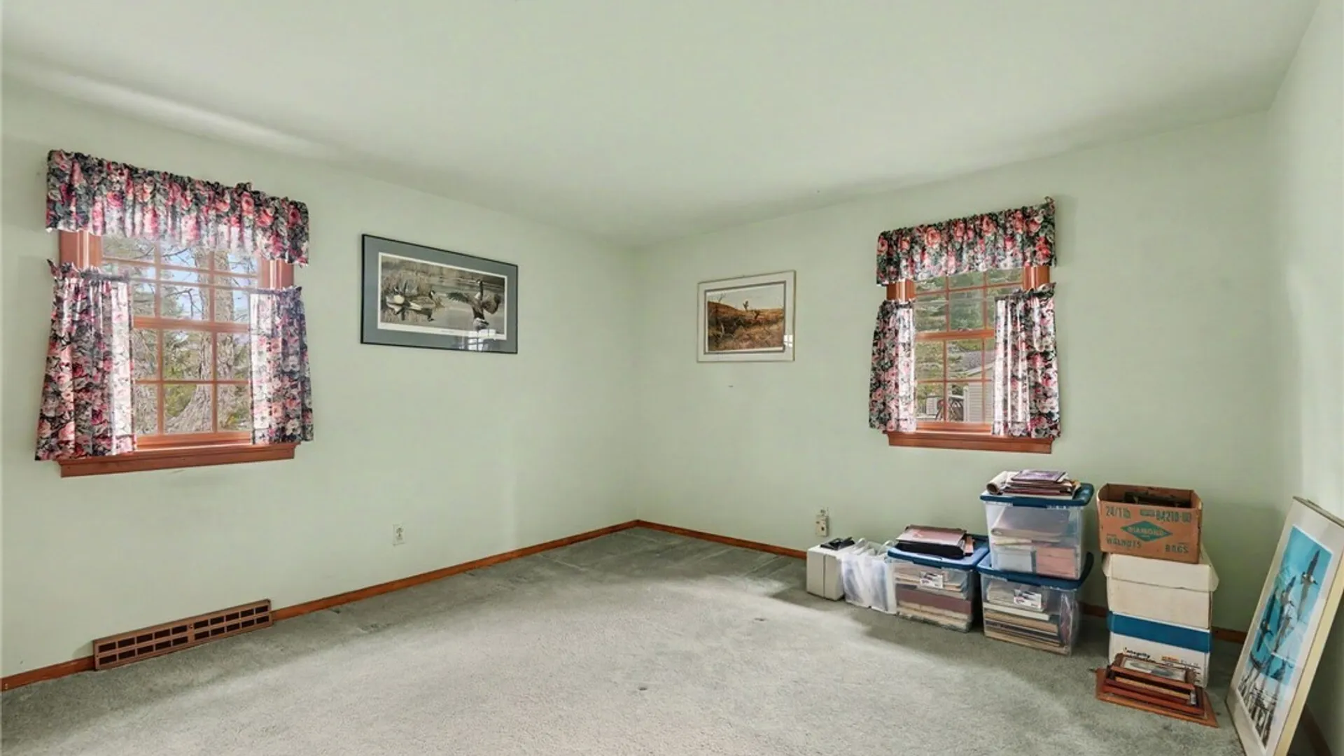 Property at 703 South Road, Elma, NY 14052 28