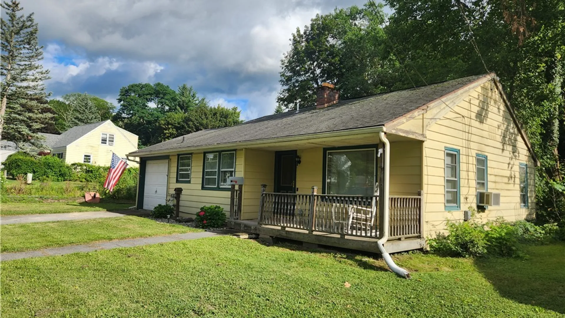 Property at 116 Byrne Place, Syracuse, NY 13205 3