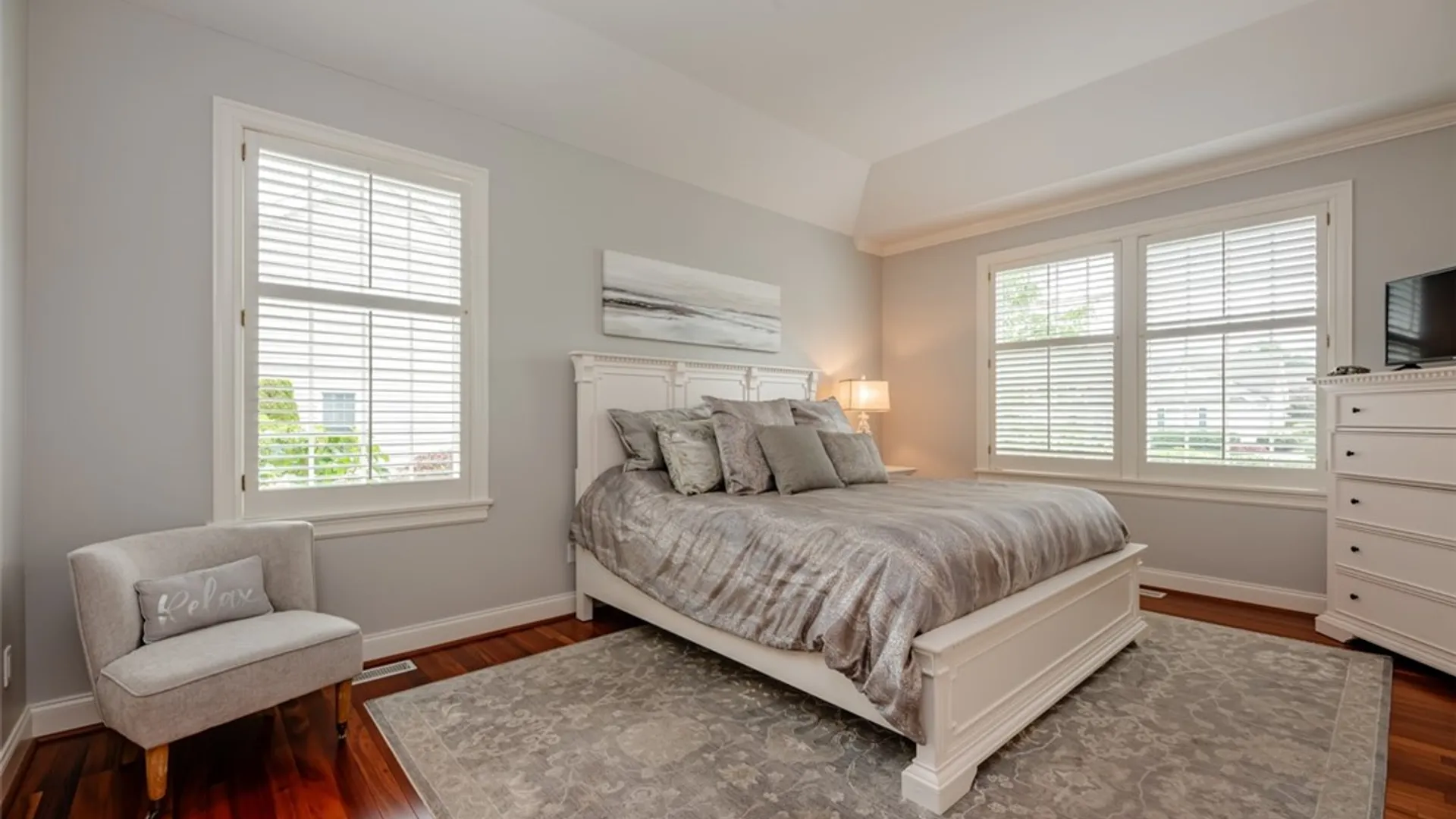 Property at 3 Callahan Court, Pittsford, NY 14534 5