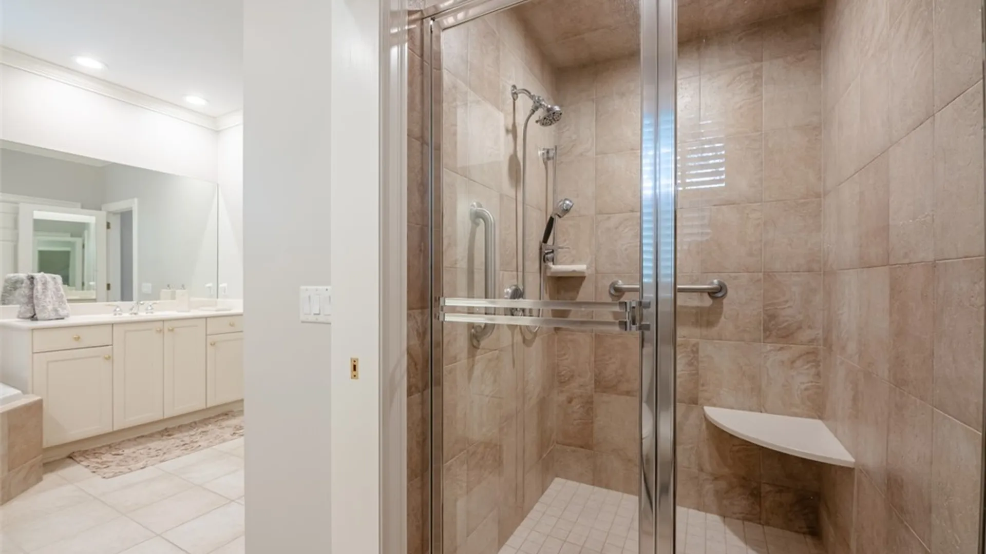 Property at 3 Callahan Court, Pittsford, NY 14534 12