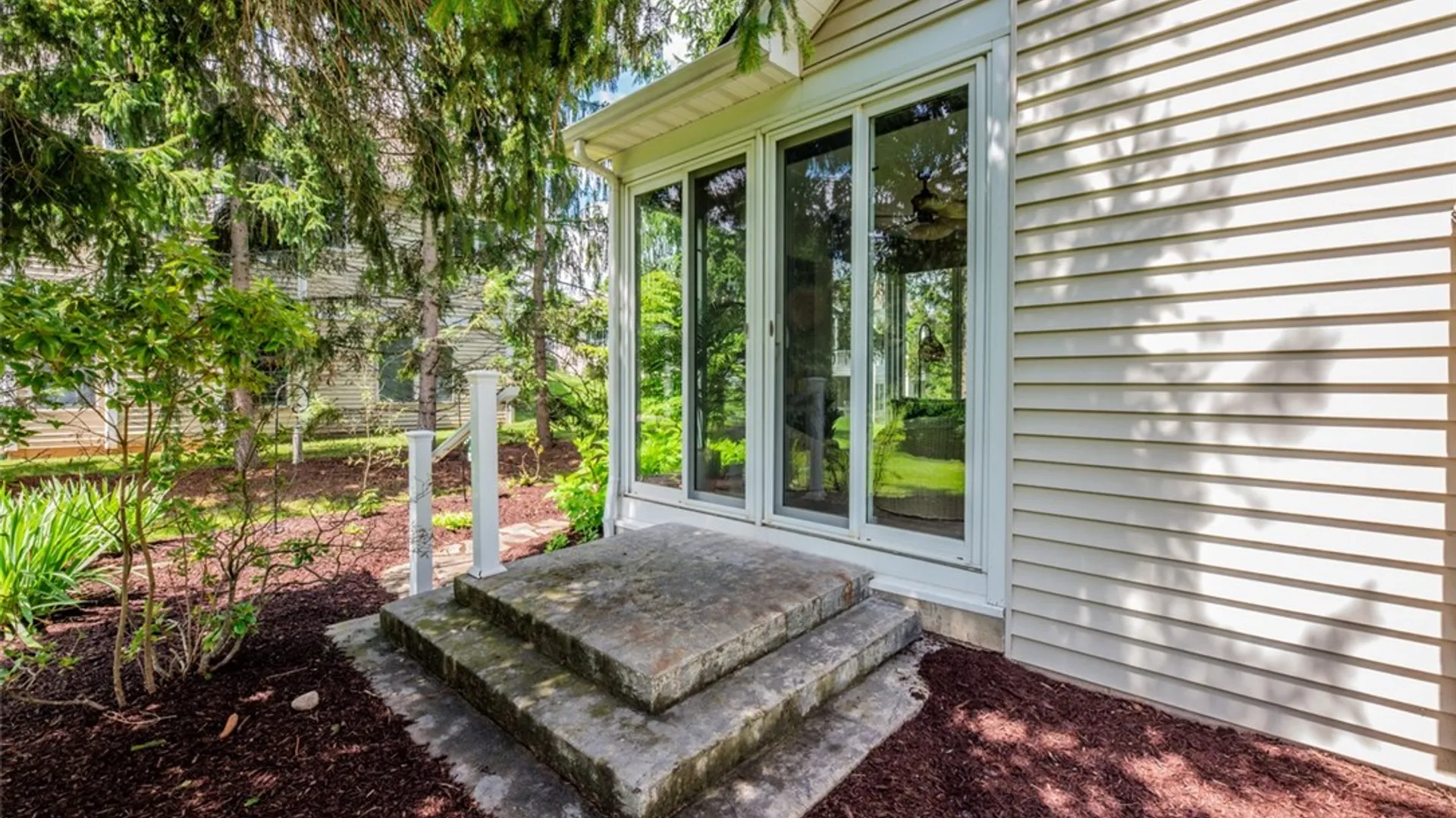 Property at 3 Callahan Court, Pittsford, NY 14534 46