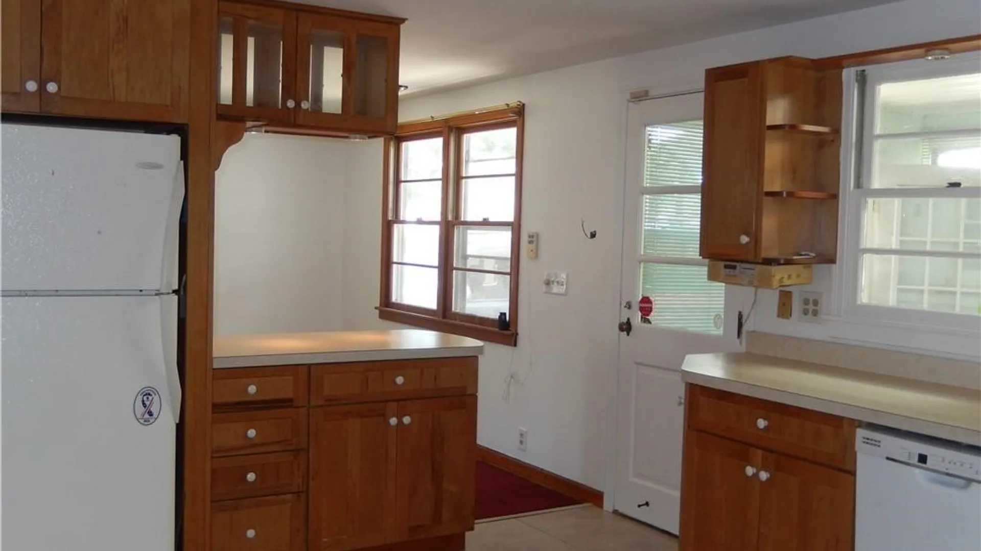 Property at 22 Henderson Place, Hamburg, NY 14075 6