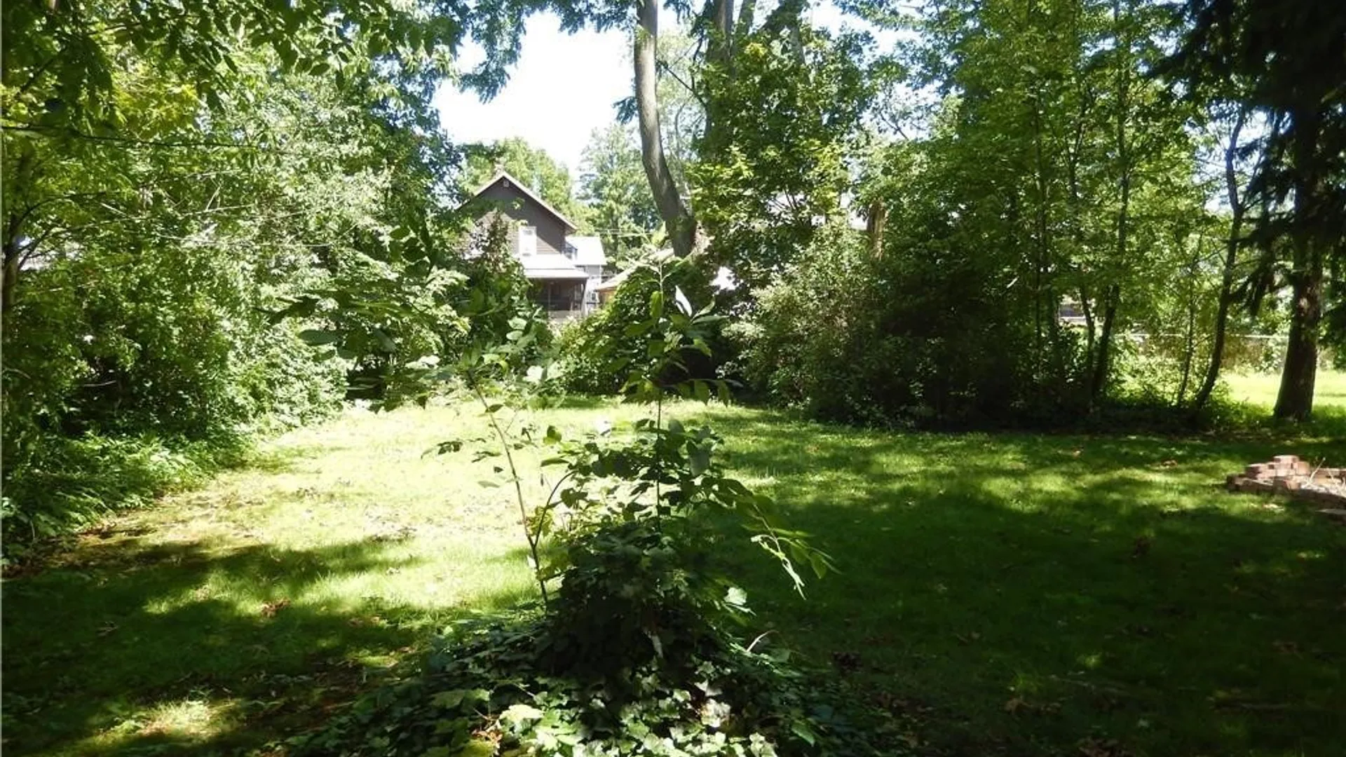 Property at 22 Henderson Place, Hamburg, NY 14075 24