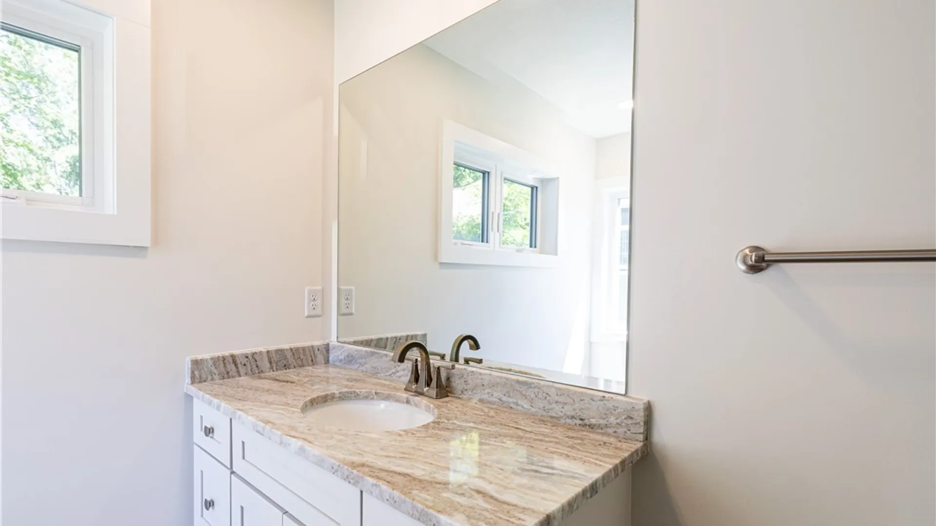 Property at 673 Seneca Road, Irondequoit, NY 14622 23