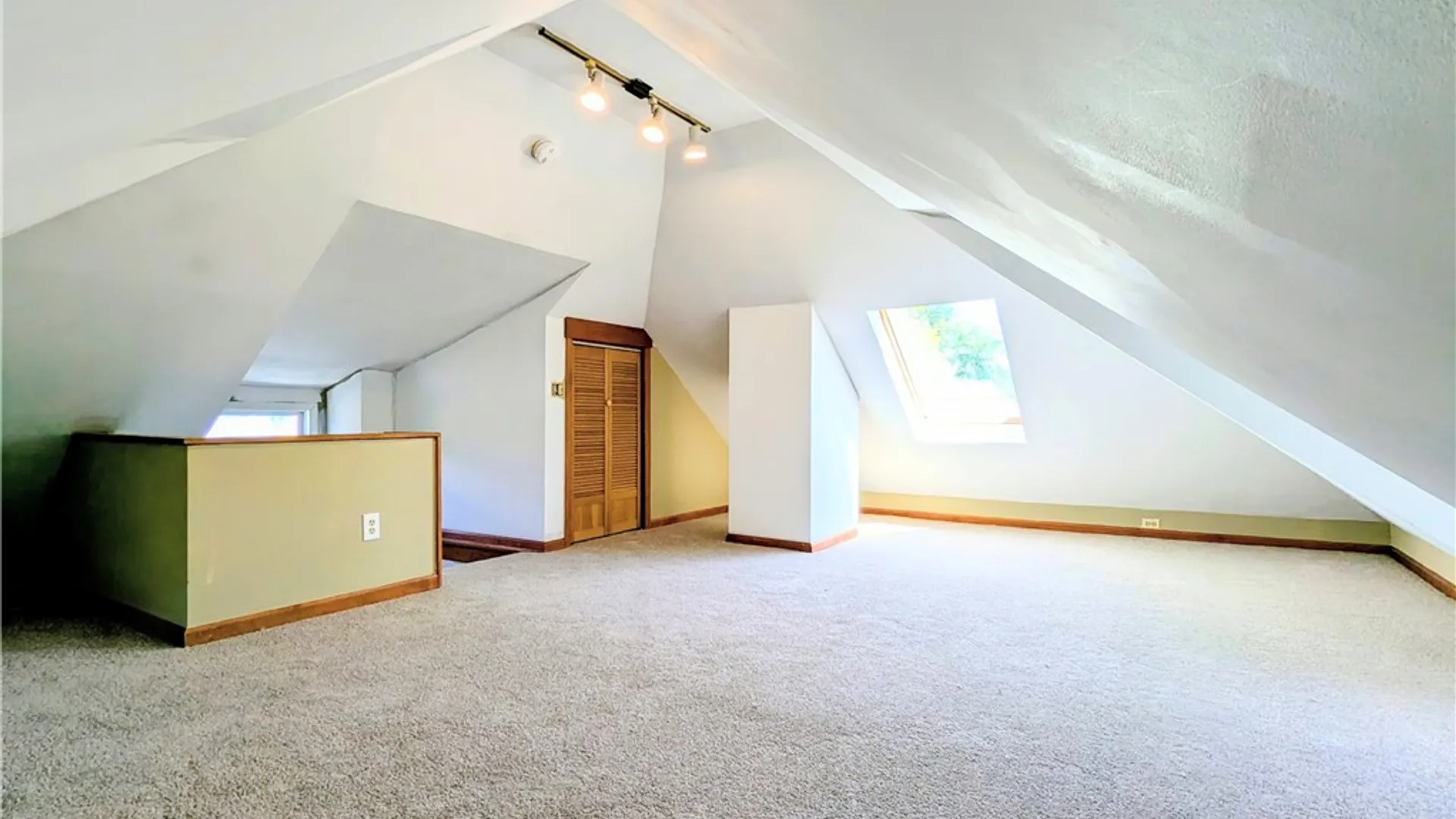 Property at 116 Allandale Avenue, Rochester, NY 14610 28