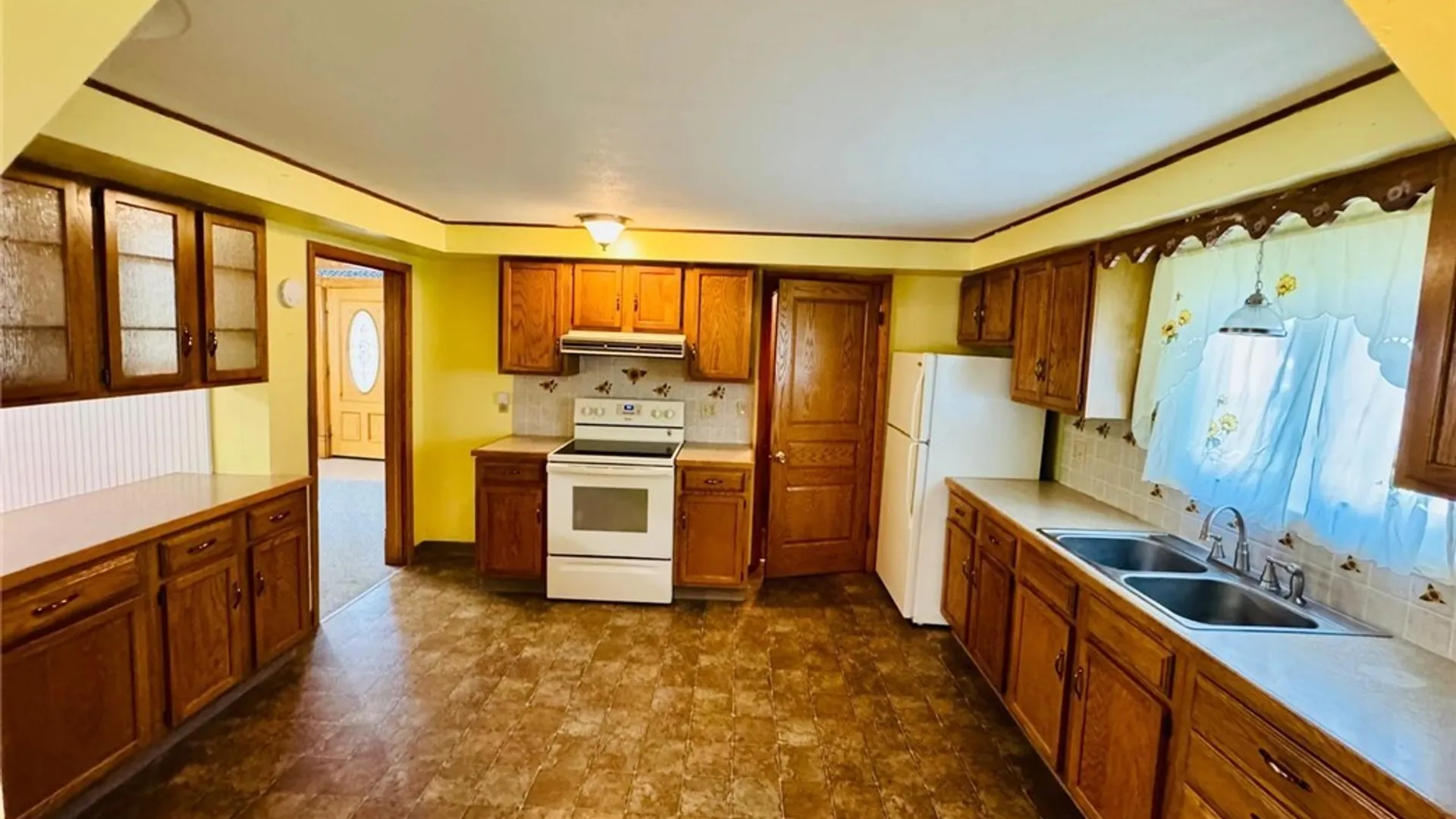 Property at 25 W Academy Street, Cortlandville, NY 13101 11