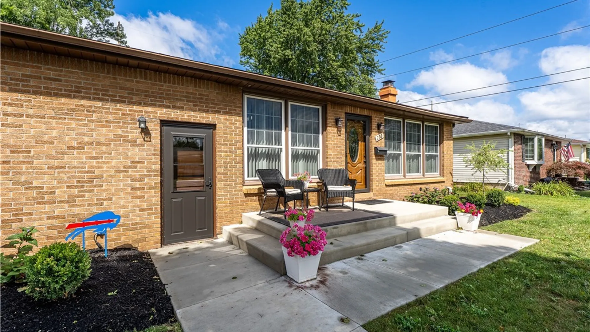 Property at 200 Lou Ann Dr, Cheektowaga, NY 14043 4
