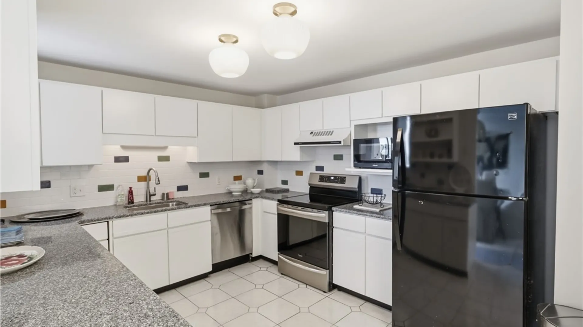 Property at 75 Ojibwa Circle, Buffalo, NY 14202 18