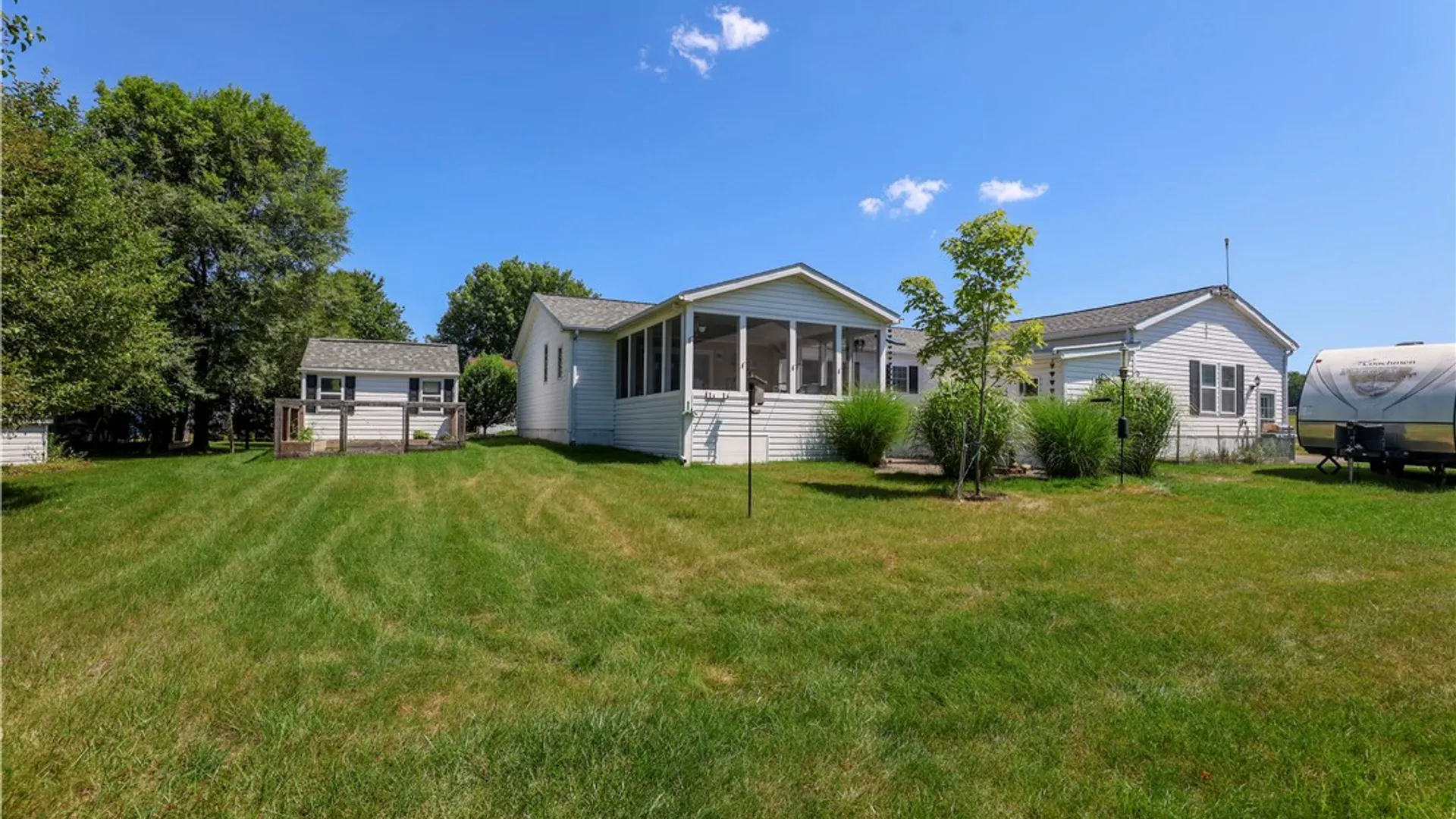 Property at 136 Rocking Chair Road, Big Flats, NY 14845 40