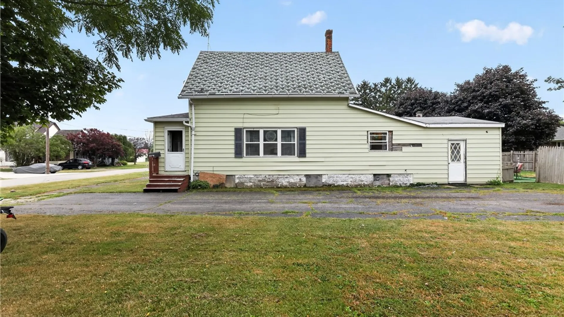 Property at 160 S Margay Street, Dunkirk, NY 14048 4