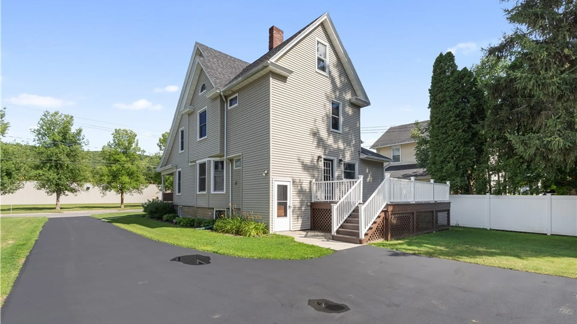 Property at 215 S Main Street, Warsaw, NY 14569 5