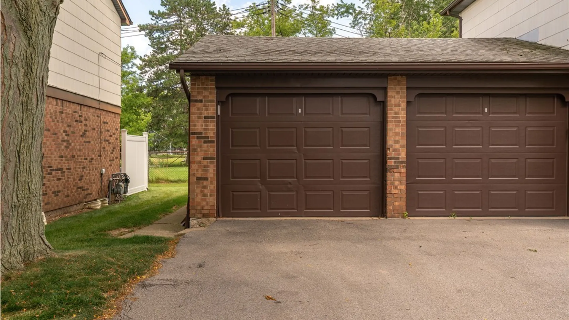 Property at 25 Villa Park, Cheektowaga, NY 14227 21