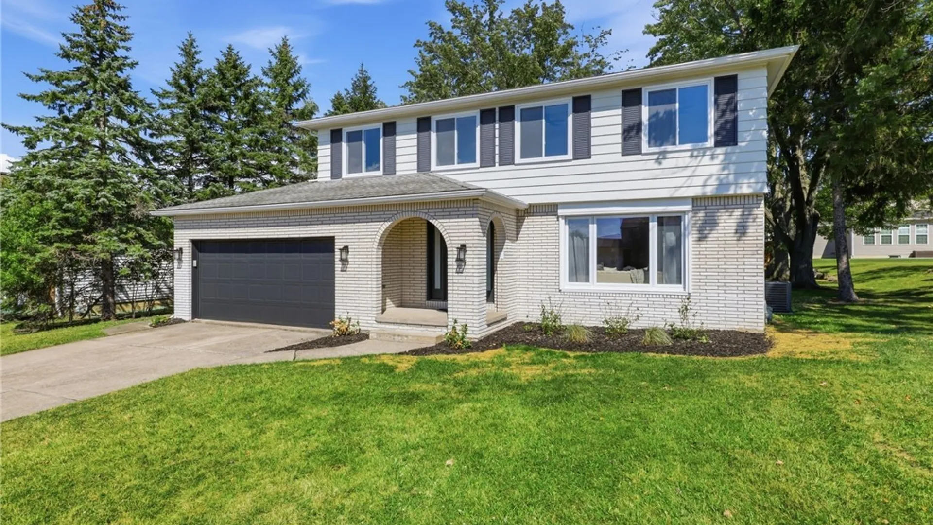 Property at 93 Hemlock Drive, West Seneca, NY 14224 3