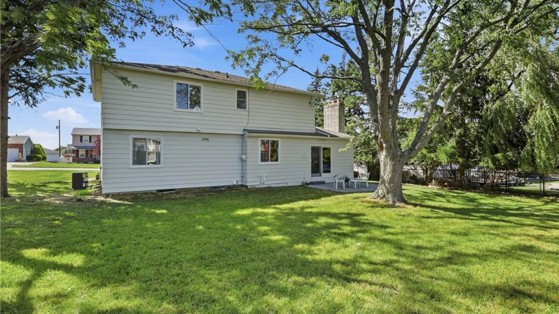 Property at 93 Hemlock Drive, West Seneca, NY 14224 42