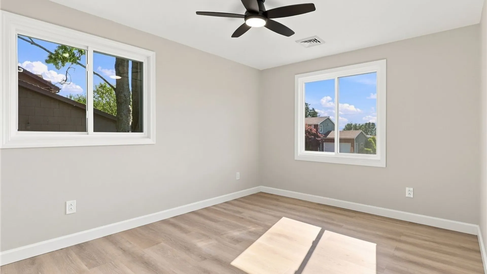 Property at 93 Hemlock Drive, West Seneca, NY 14224 29