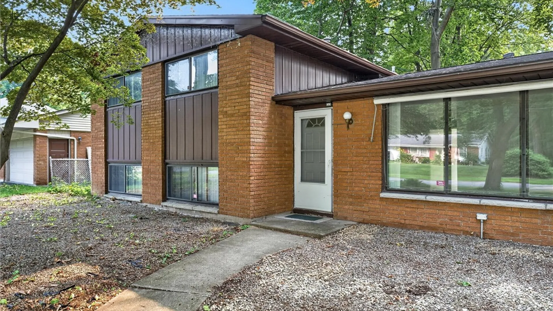 Property at 526 Sharon Drive, Greece, NY 14626 4