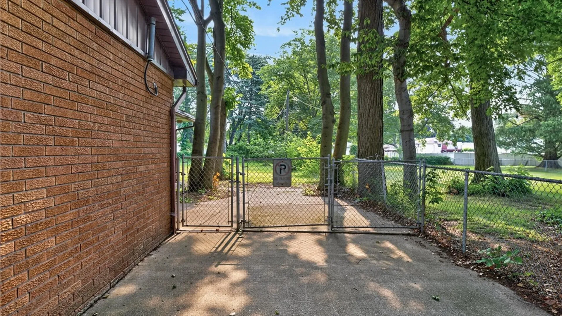 Property at 526 Sharon Drive, Greece, NY 14626 5