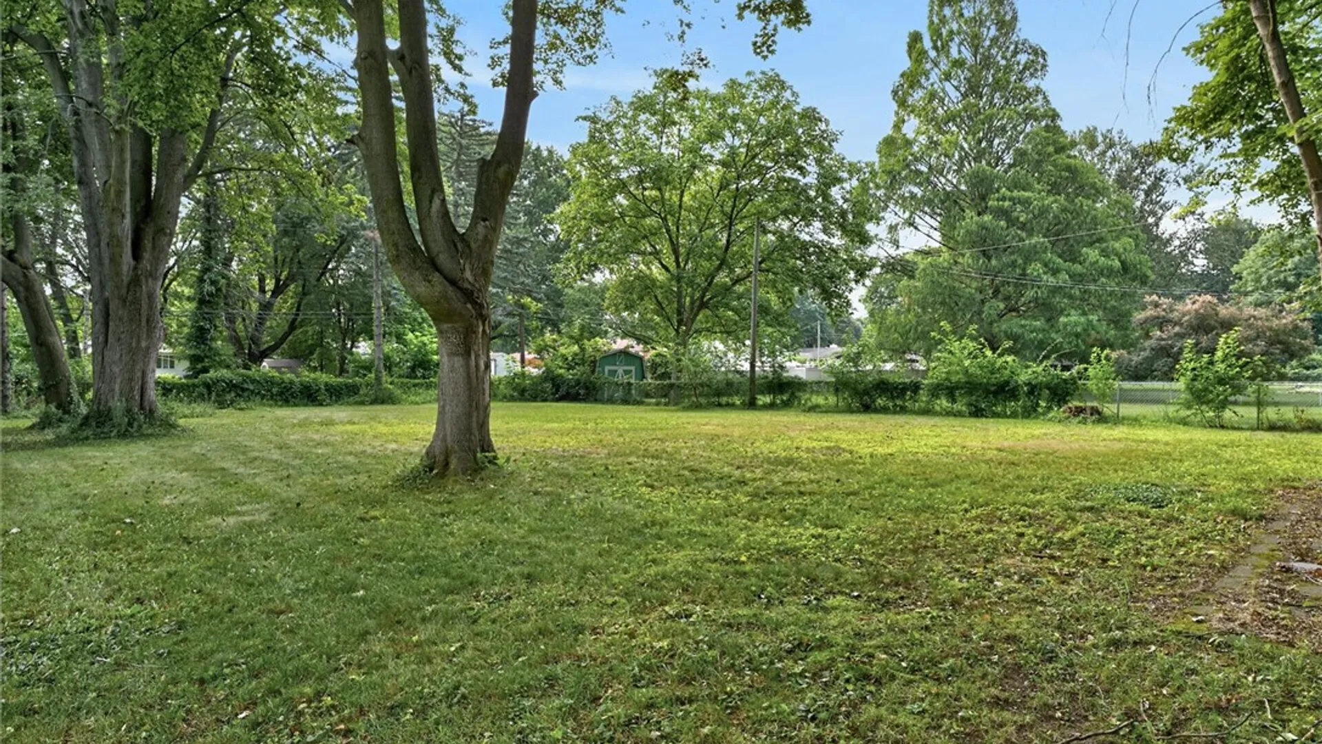 Property at 526 Sharon Drive, Greece, NY 14626 11