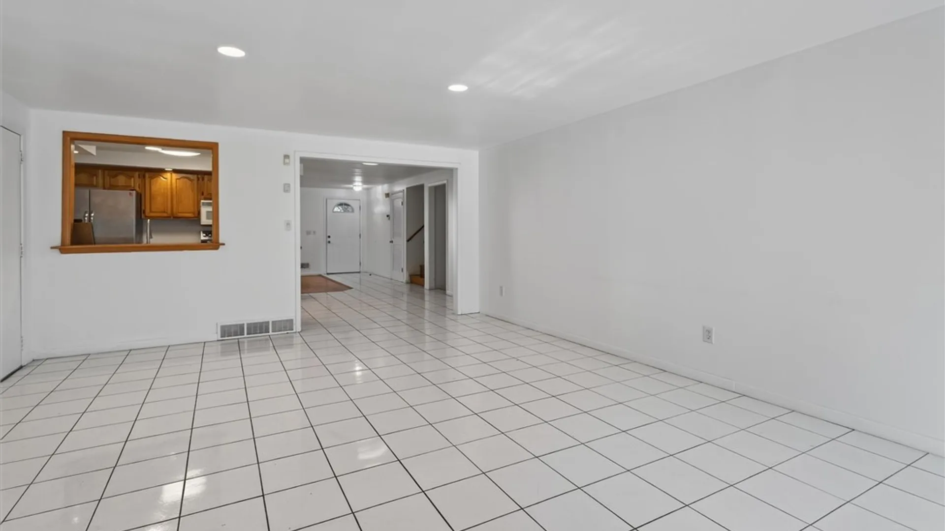 Property at 526 Sharon Drive, Greece, NY 14626 23