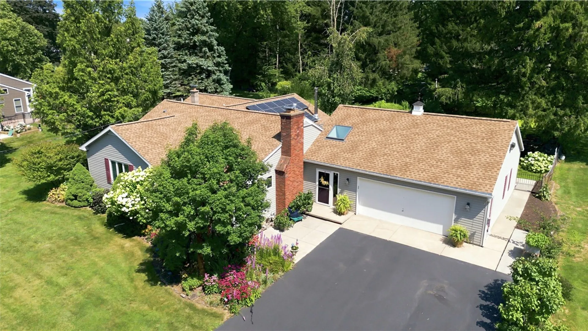 Property at 598 Van Alstyne Road, Webster, NY 14580 3