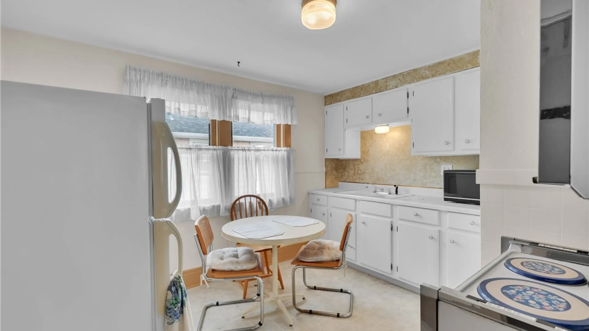 Property at 44 George Urban Boulevard, Cheektowaga, NY 14225 21