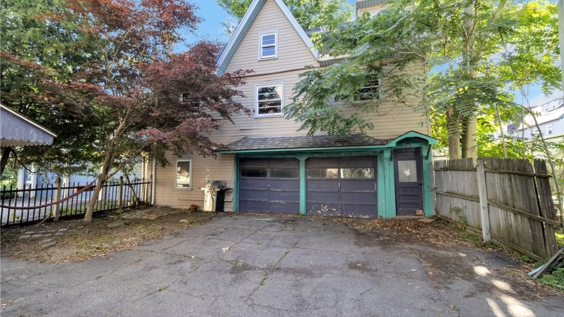 Property at 29 Livingston Street, Buffalo, NY 14213 42