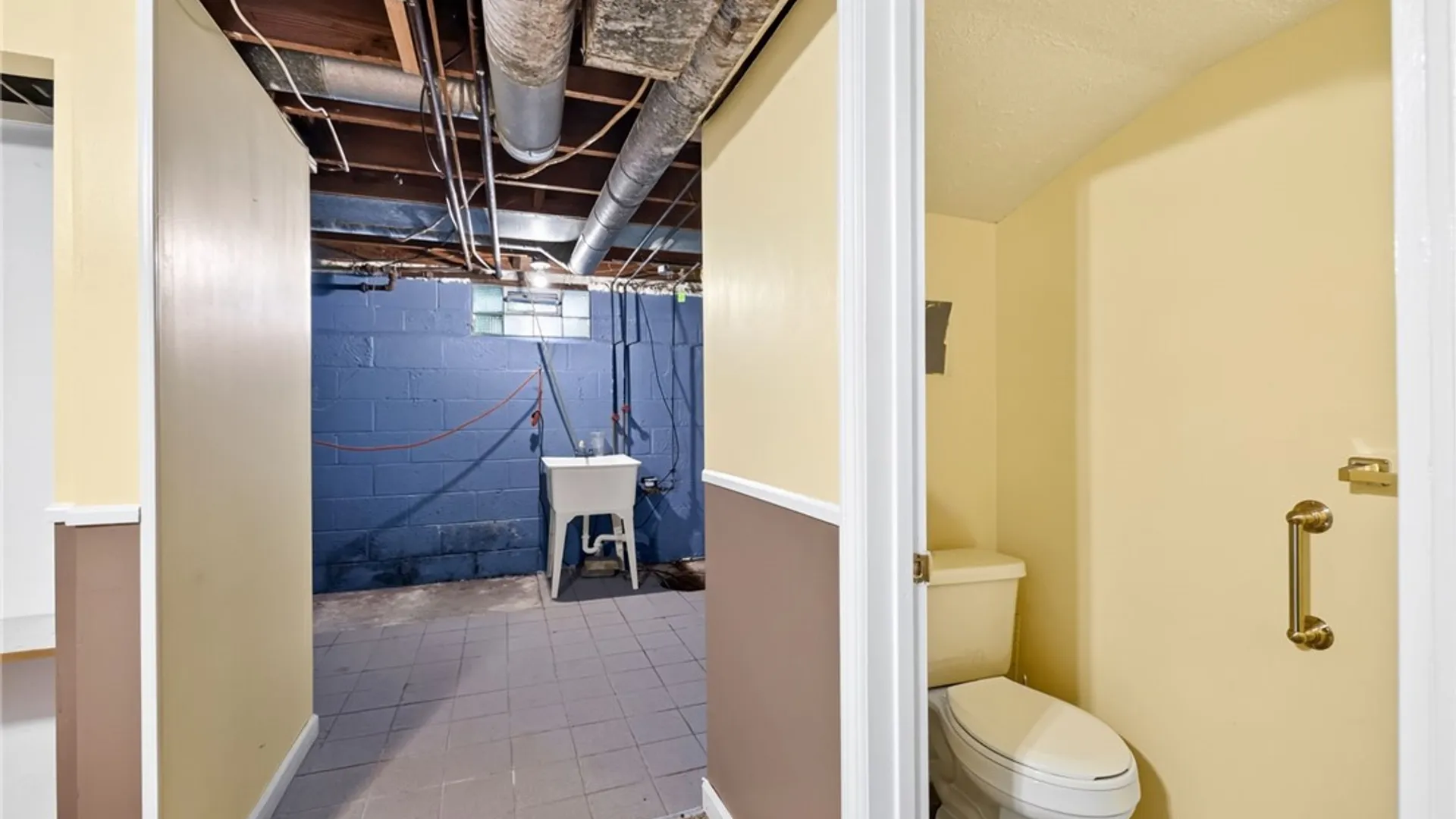 Property at 1166 Beach Avenue, Greece, NY 14612 19