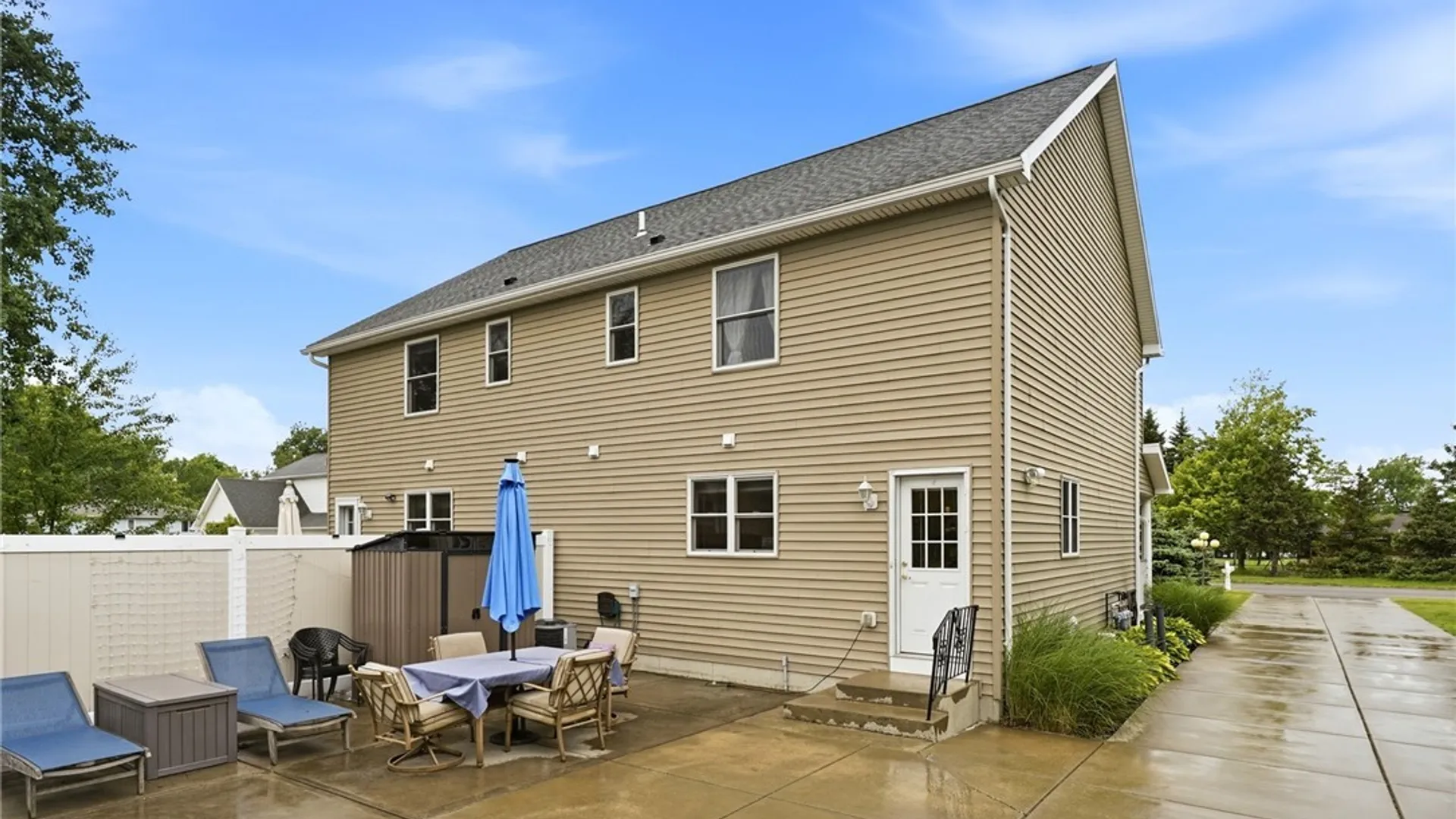 Property at 4615 Brompton Drive, Hamburg, NY 14219 47
