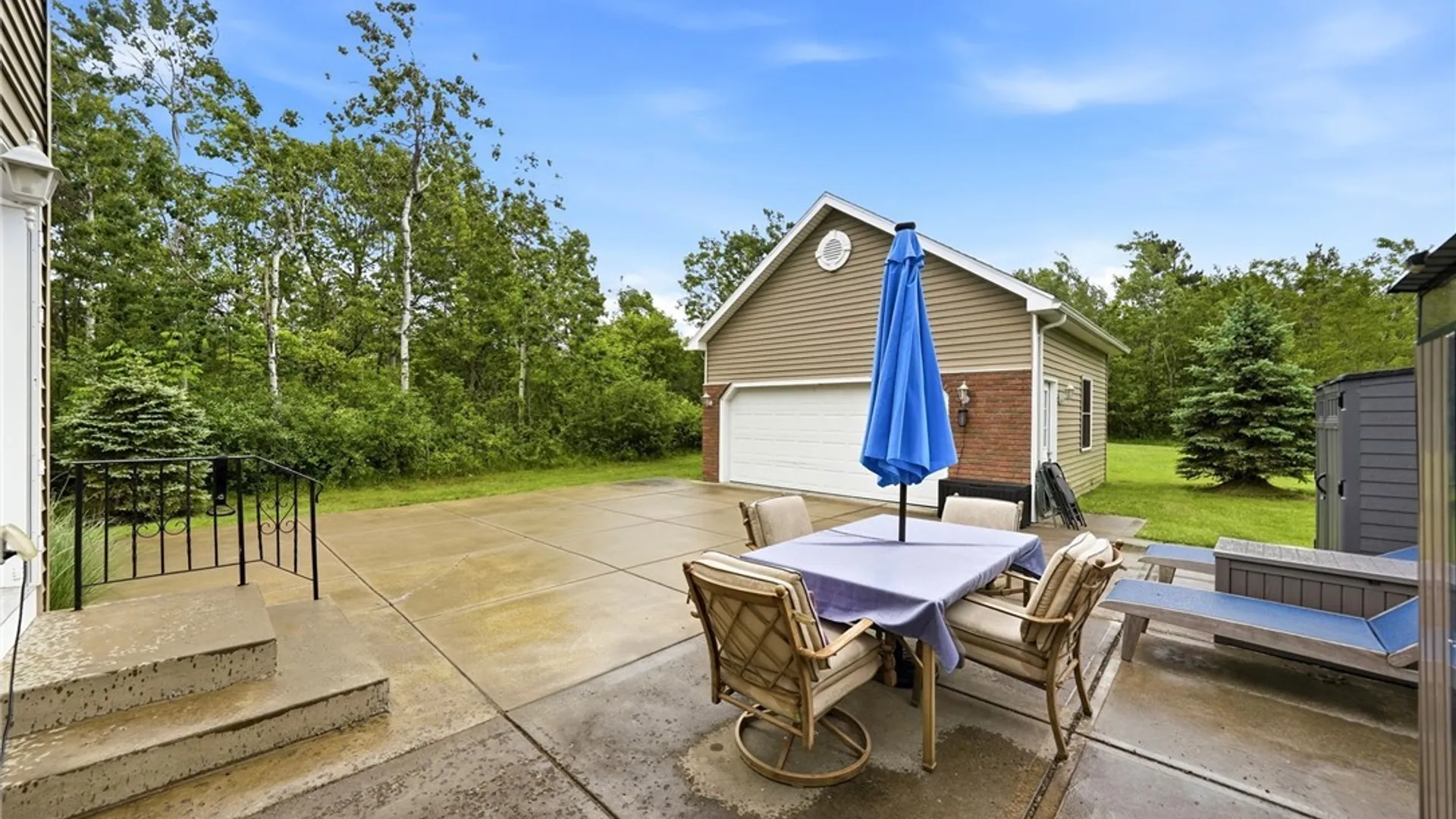 Property at 4615 Brompton Drive, Hamburg, NY 14219 49