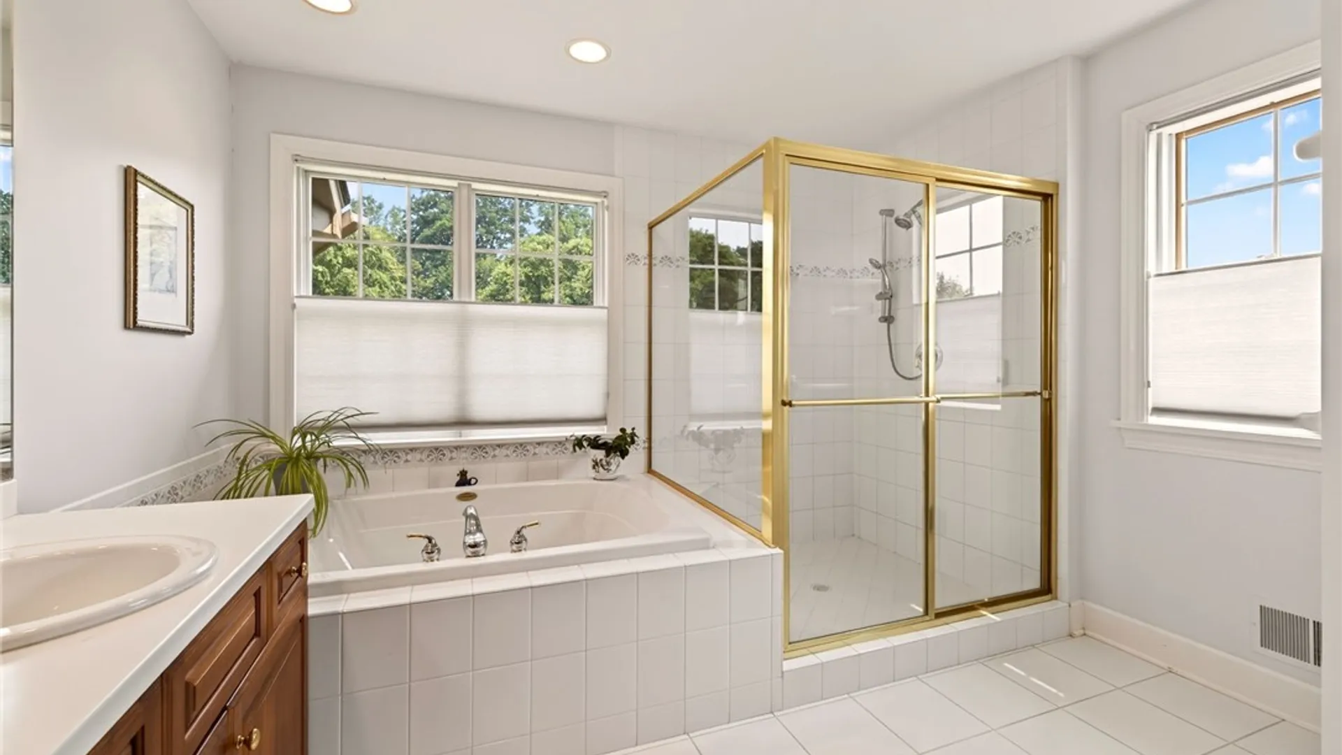 Property at 18 Sunrise Park, Pittsford, NY 14534 29